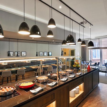 H+ Hotel Koeln Гюрт Екстер'єр фото