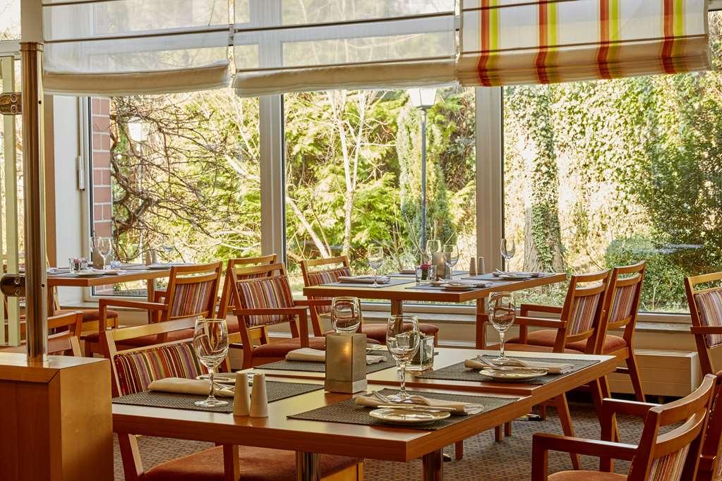 H+ Hotel Koeln Гюрт Ресторан фото