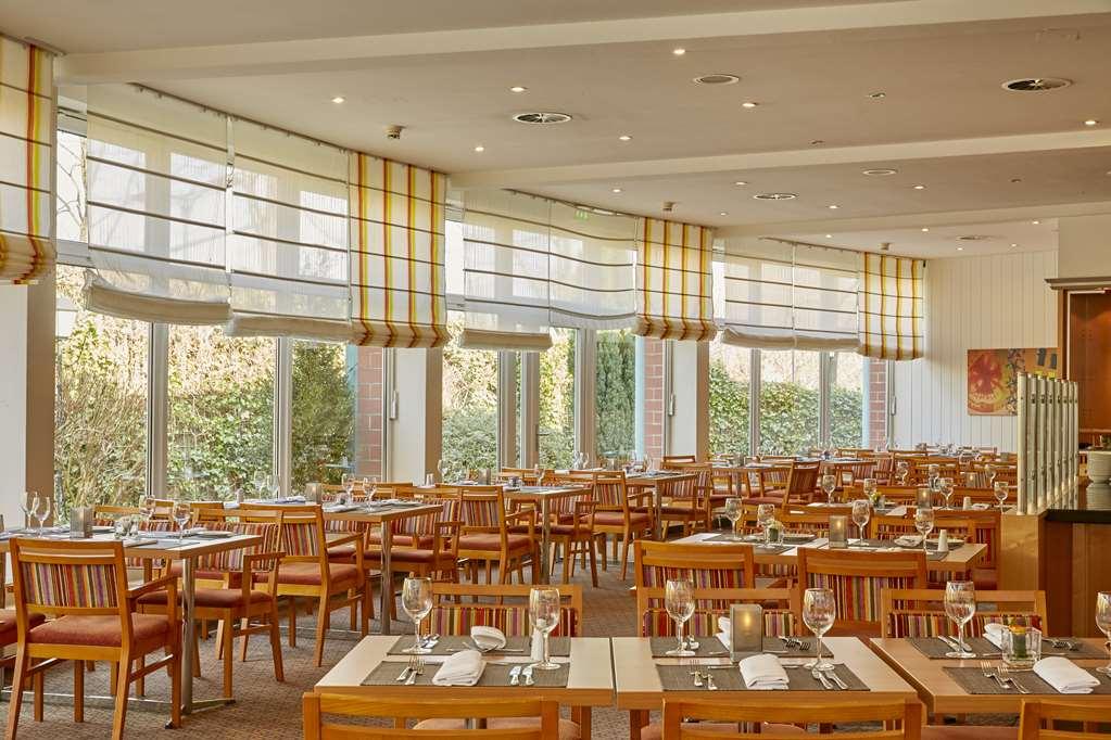 H+ Hotel Koeln Гюрт Ресторан фото