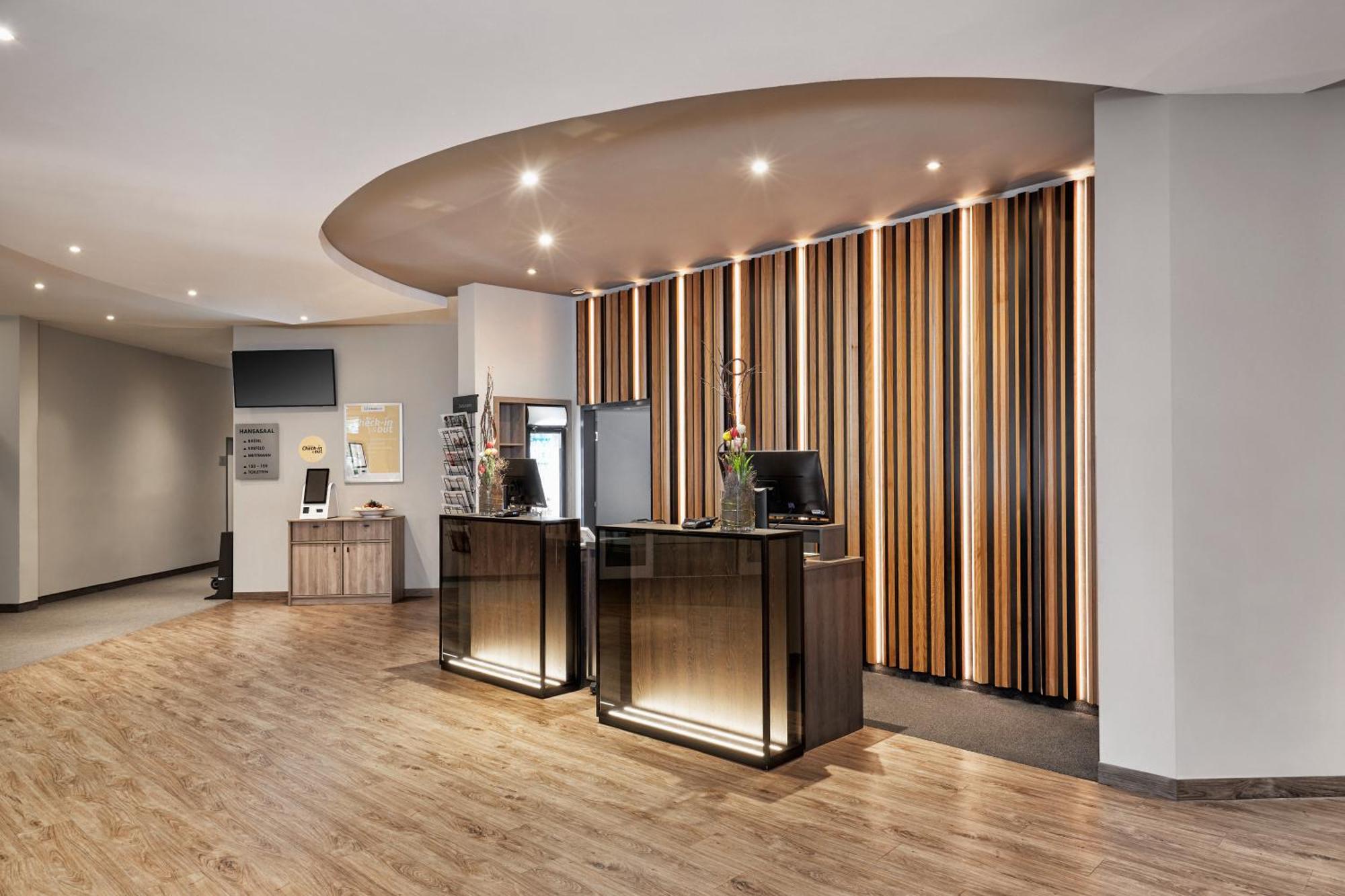 H+ Hotel Koeln Гюрт Екстер'єр фото