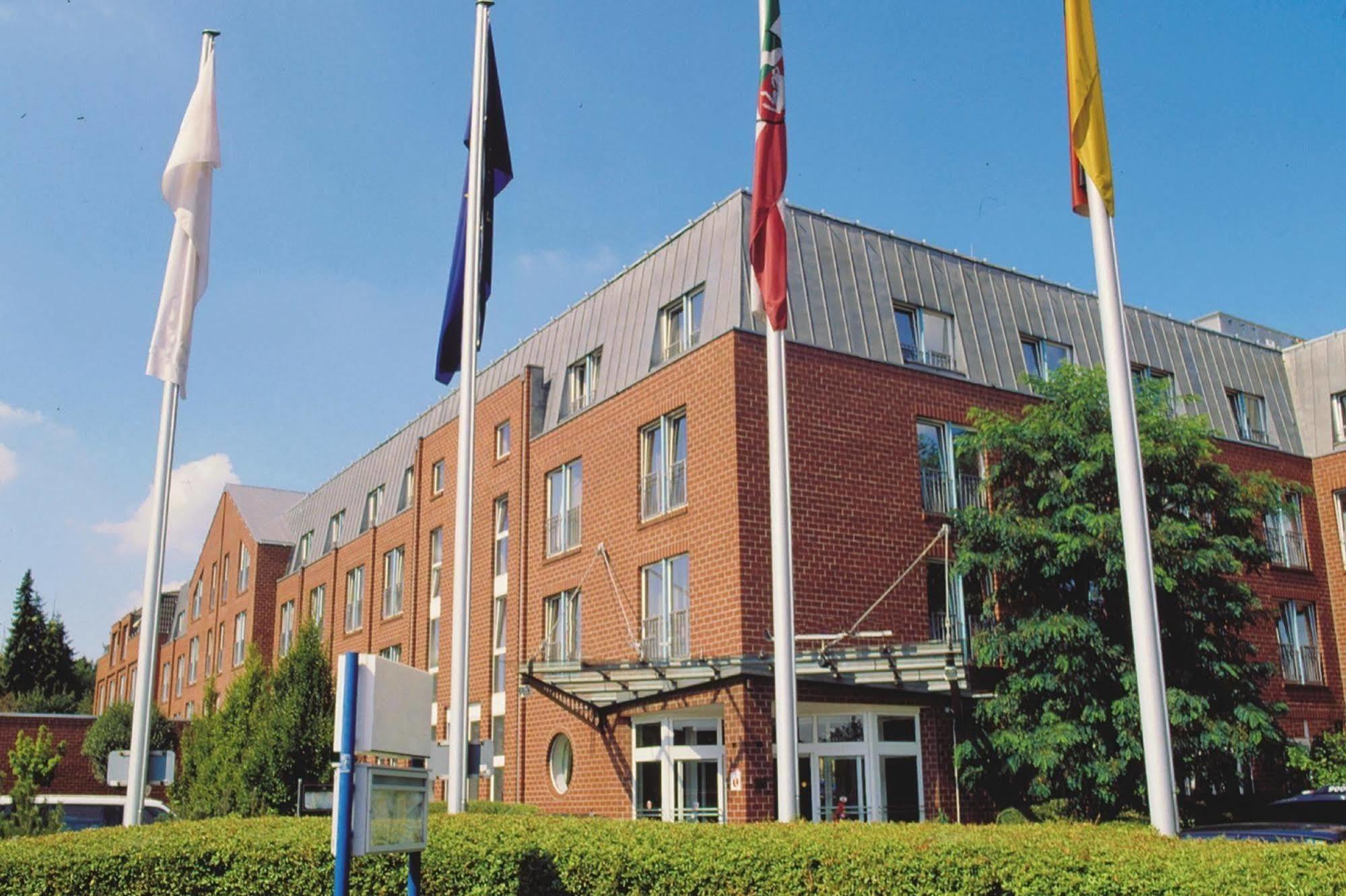 H+ Hotel Koeln Гюрт Екстер'єр фото
